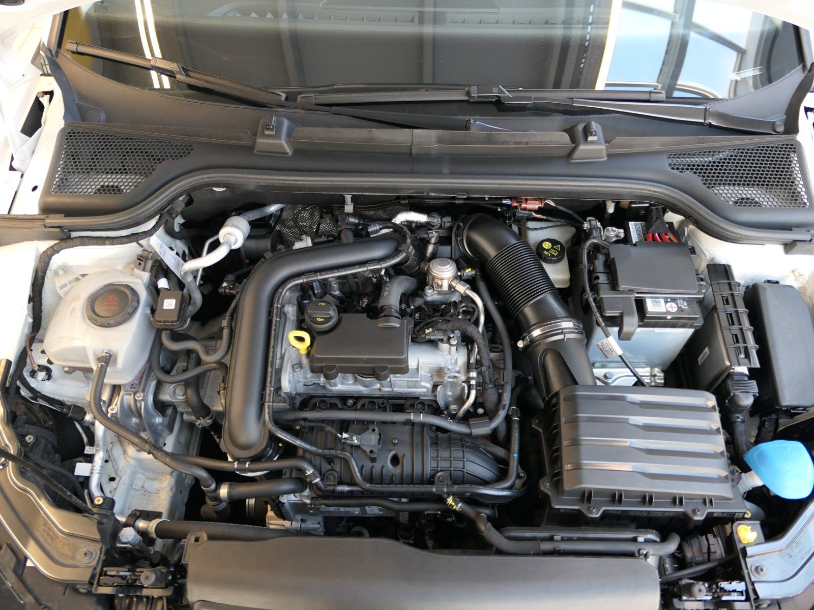 Fahrzeugabbildung SKODA Scala Kombi "Cool Plus" TSI*Smartlink*PDC*HU neu