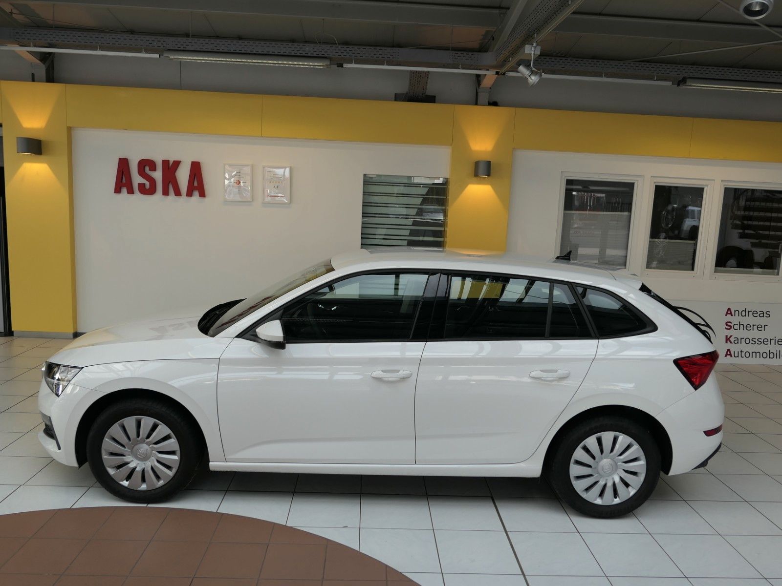 Fahrzeugabbildung SKODA Scala Kombi "Cool Plus" TSI*Smartlink*PDC*HU neu