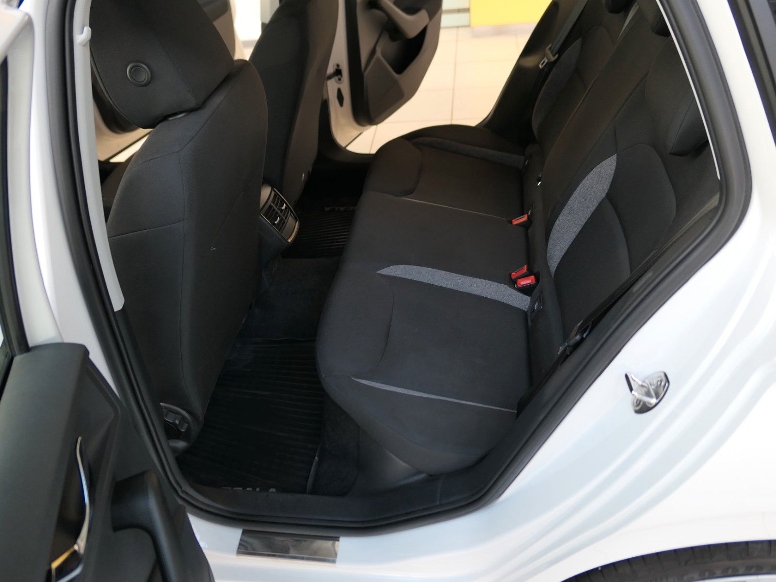 Fahrzeugabbildung SKODA Scala Kombi "Cool Plus" TSI*Smartlink*PDC*HU neu
