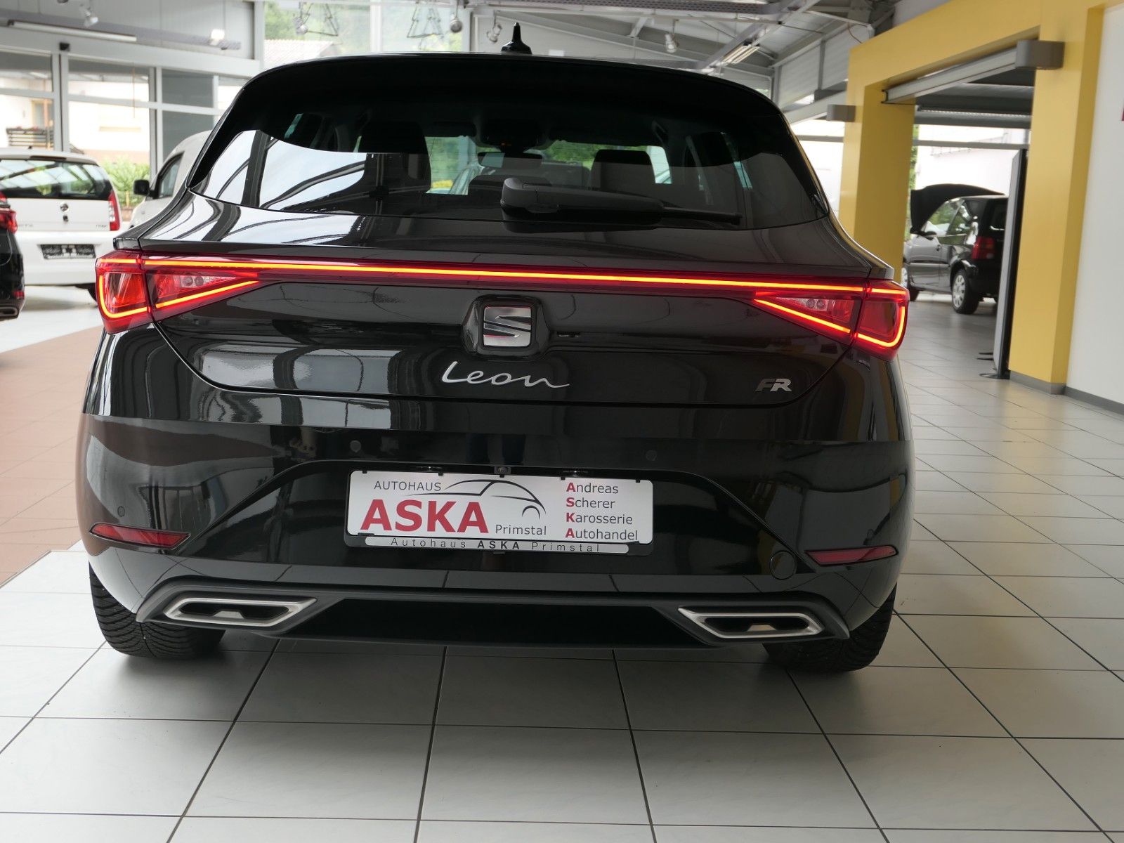 Fahrzeugabbildung SEAT Leon FR 1.5 eTSI*DSG*ACC*NAVI*FullLink*Travelass