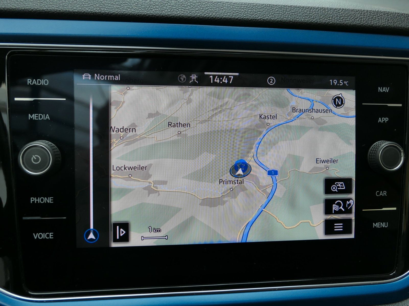 Fahrzeugabbildung Volkswagen Cabrio 1.5TSI  R-Line*Navi*Sportfahrwerk*ACC*RFK