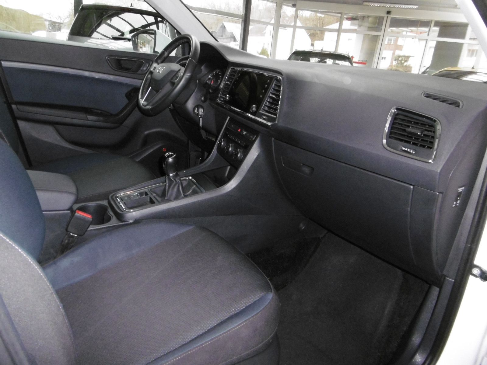 Fahrzeugabbildung SEAT Ateca Style LM * NAVI*  BeatsAudio Soundsy*