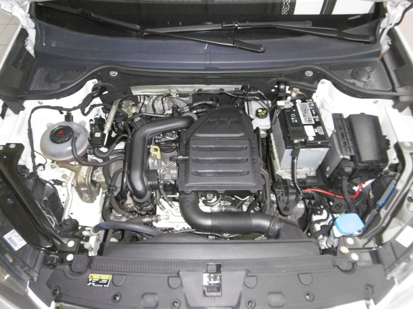 Fahrzeugabbildung SEAT Ateca Style LM * NAVI*  BeatsAudio Soundsy*