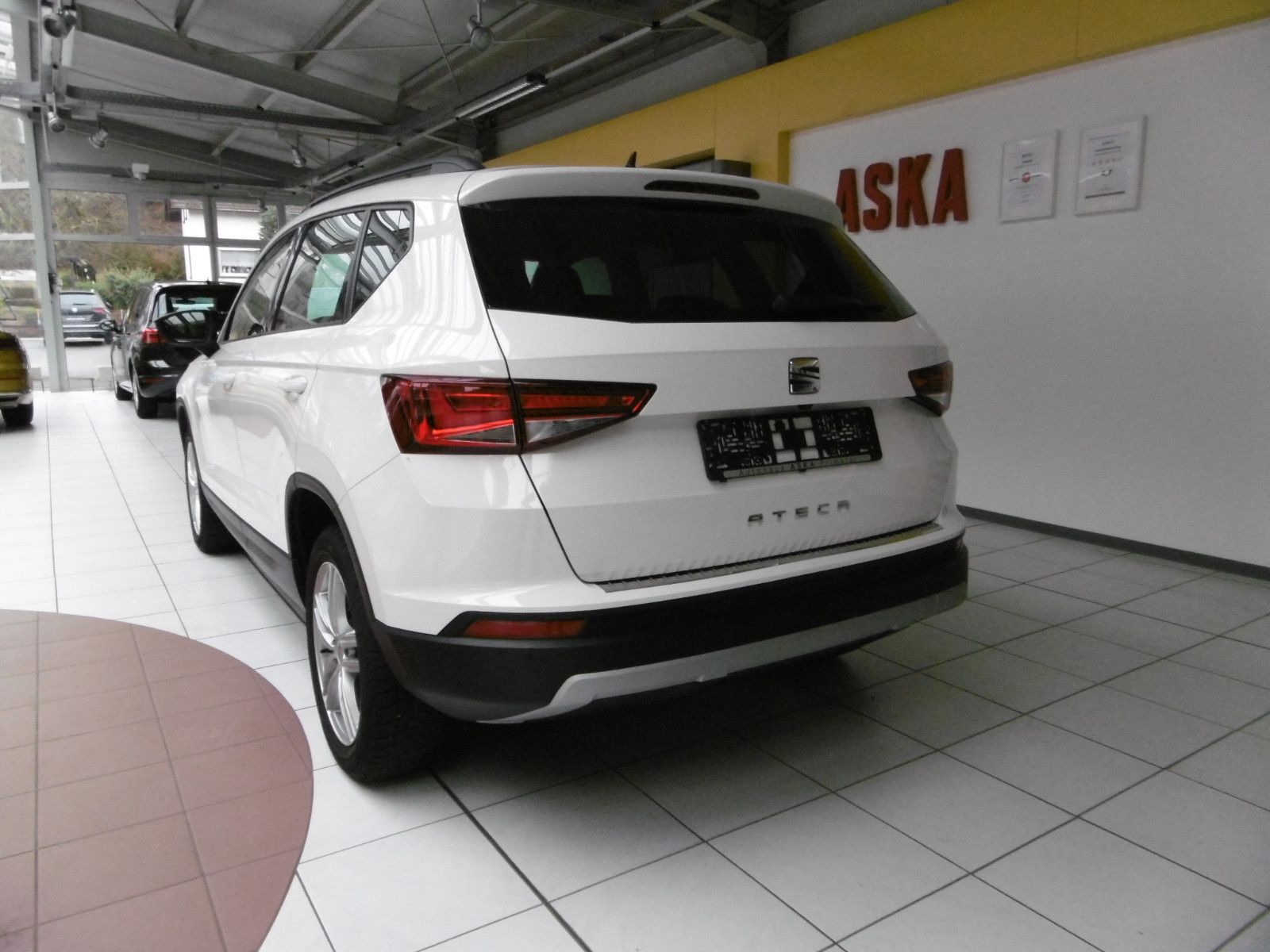 Fahrzeugabbildung SEAT Ateca Style LM * NAVI*  BeatsAudio Soundsy*