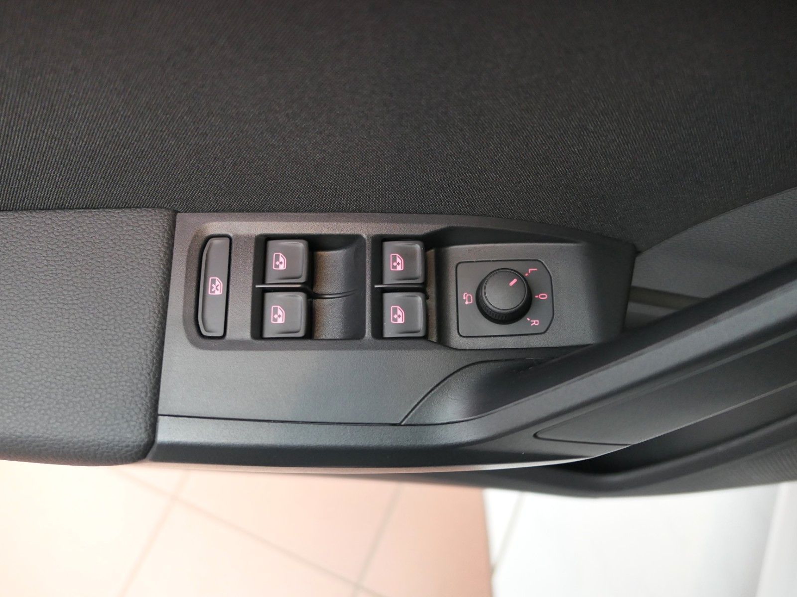 Fahrzeugabbildung SEAT Ibiza FR-Line*Navi*LM*dig.Cockpit*Rückfahrkamera