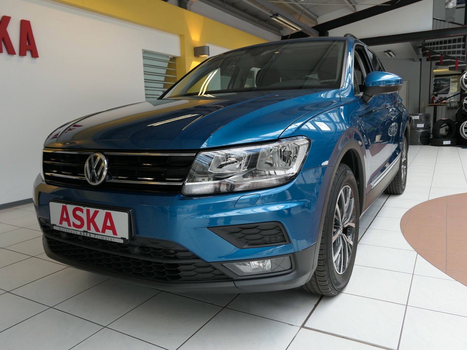 Fahrzeugabbildung Volkswagen Tiguan 2.0 TDI DSG*Navi + AppConnect*ACC*Alarm*