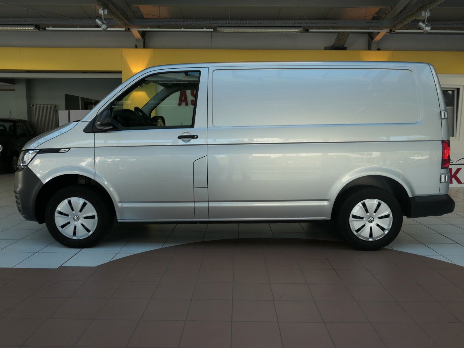 Fahrzeugabbildung Volkswagen T6.1 Kasten 2.0 TDI*Navi+AppConn.*Heckflügeltür*