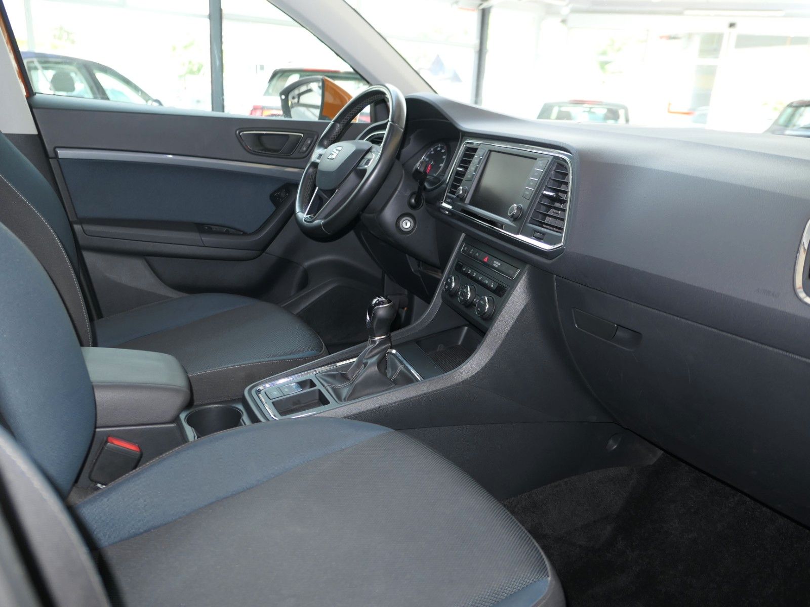 Fahrzeugabbildung SEAT Ateca Style *NAVI*LM*Parkassist*Rückfahrkam.