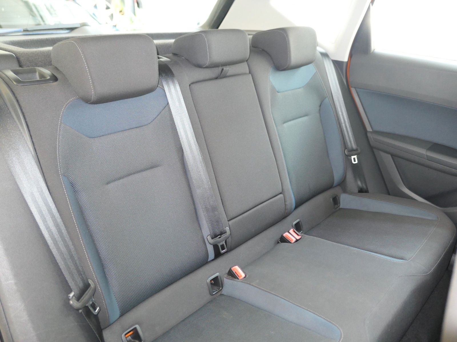 Fahrzeugabbildung SEAT Ateca Style *NAVI*LM*Parkassist*Rückfahrkam.