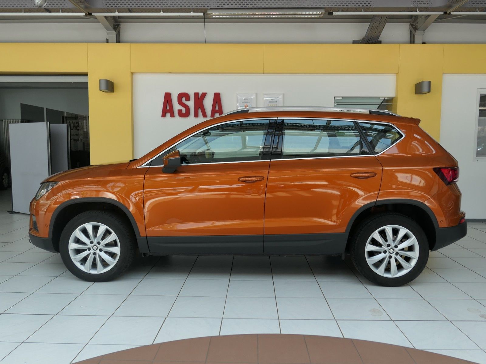 Fahrzeugabbildung SEAT Ateca Style *NAVI*LM*Parkassist*Rückfahrkam.