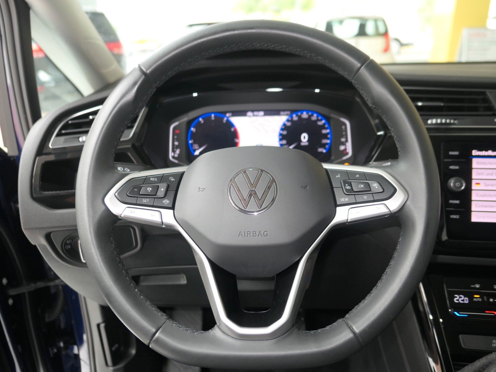 Fahrzeugabbildung Volkswagen Touran Highline 1.5 TSI*Navi*LM*ACC*LM*Panoramad