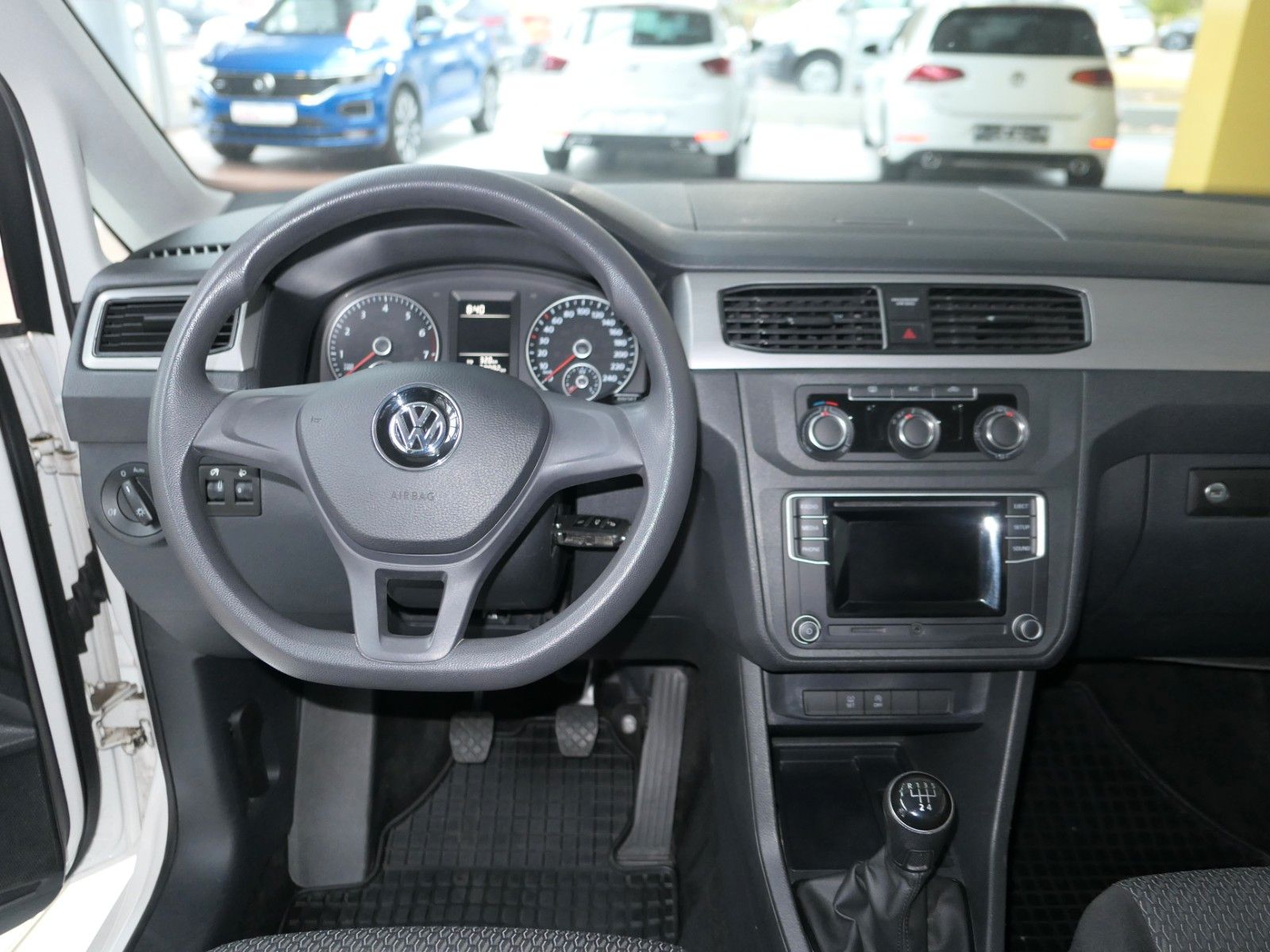 Fahrzeugabbildung Volkswagen Caddy 5 Sitze Bluetooth Klima Tempomat HU neu