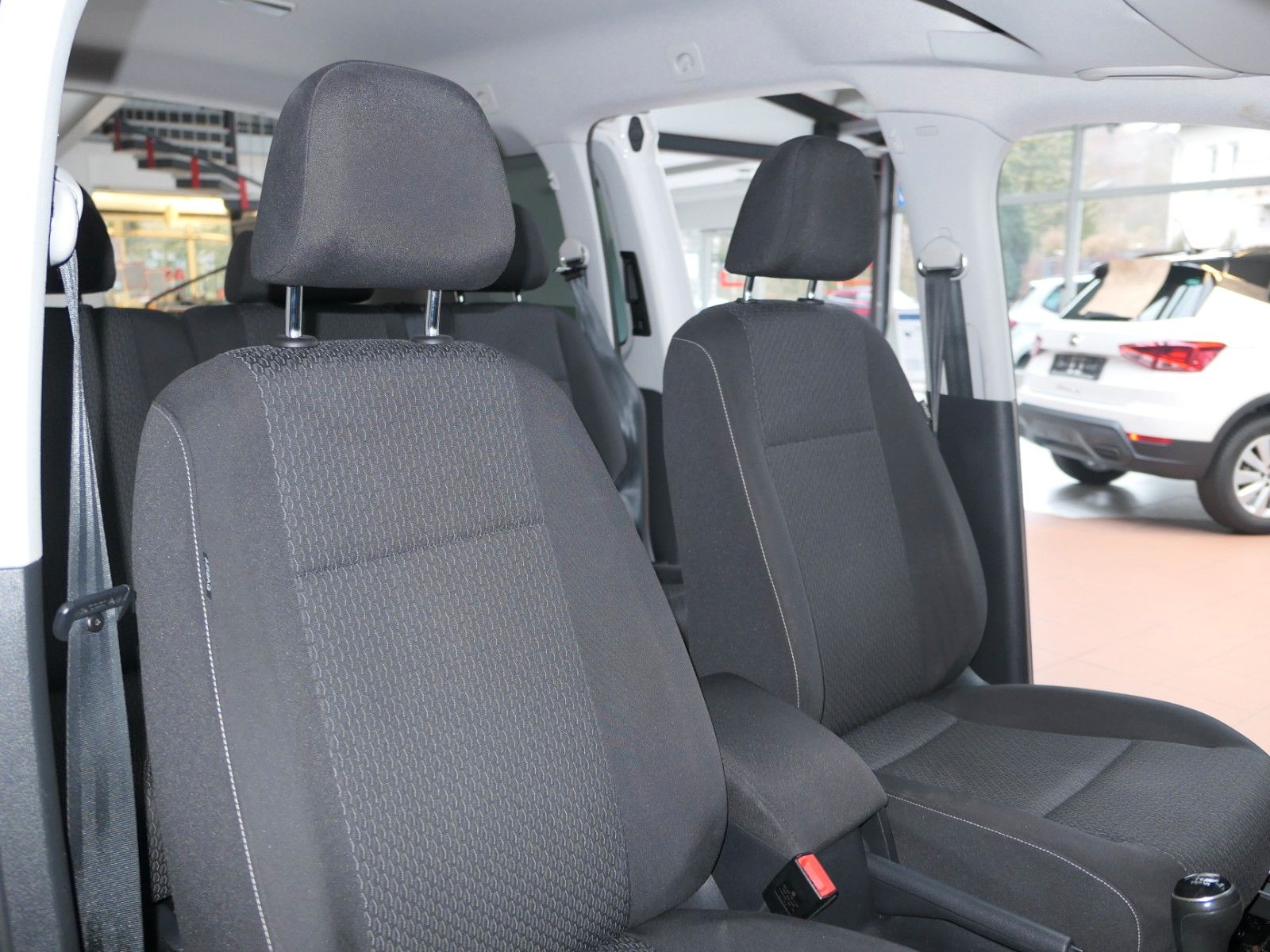 Fahrzeugabbildung Volkswagen Caddy 5 Sitze Bluetooth Klima Tempomat HU neu