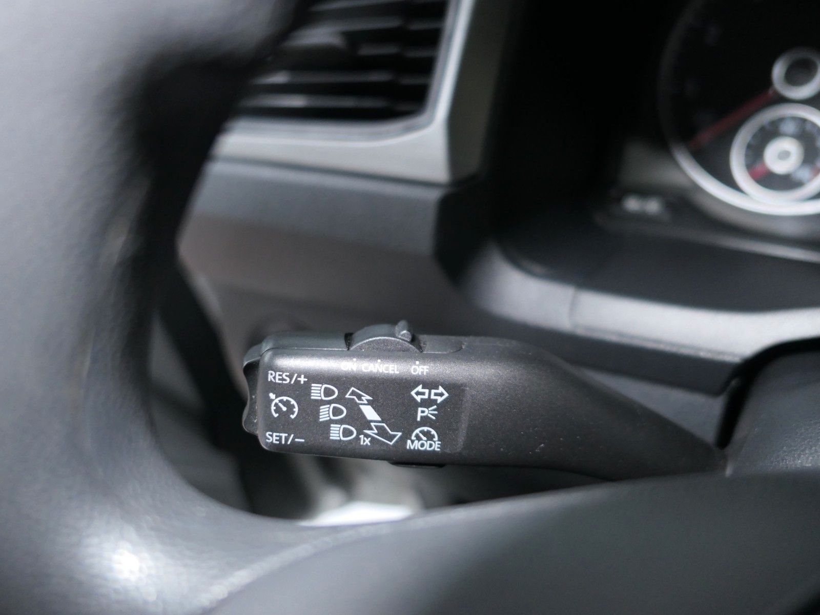 Fahrzeugabbildung Volkswagen Caddy 5 Sitze Bluetooth Klima Tempomat HU neu