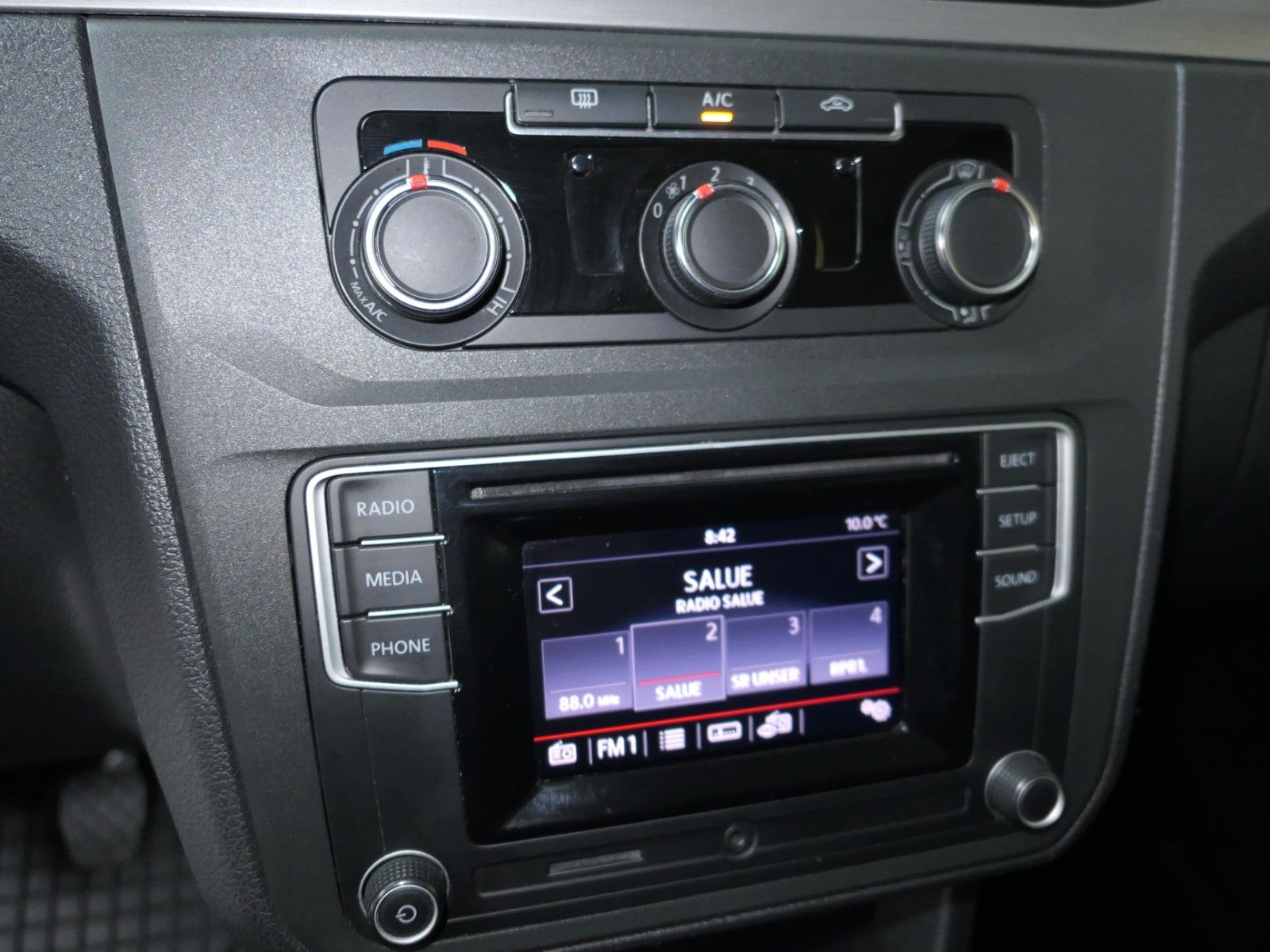 Fahrzeugabbildung Volkswagen Caddy 5 Sitze Bluetooth Klima Tempomat HU neu