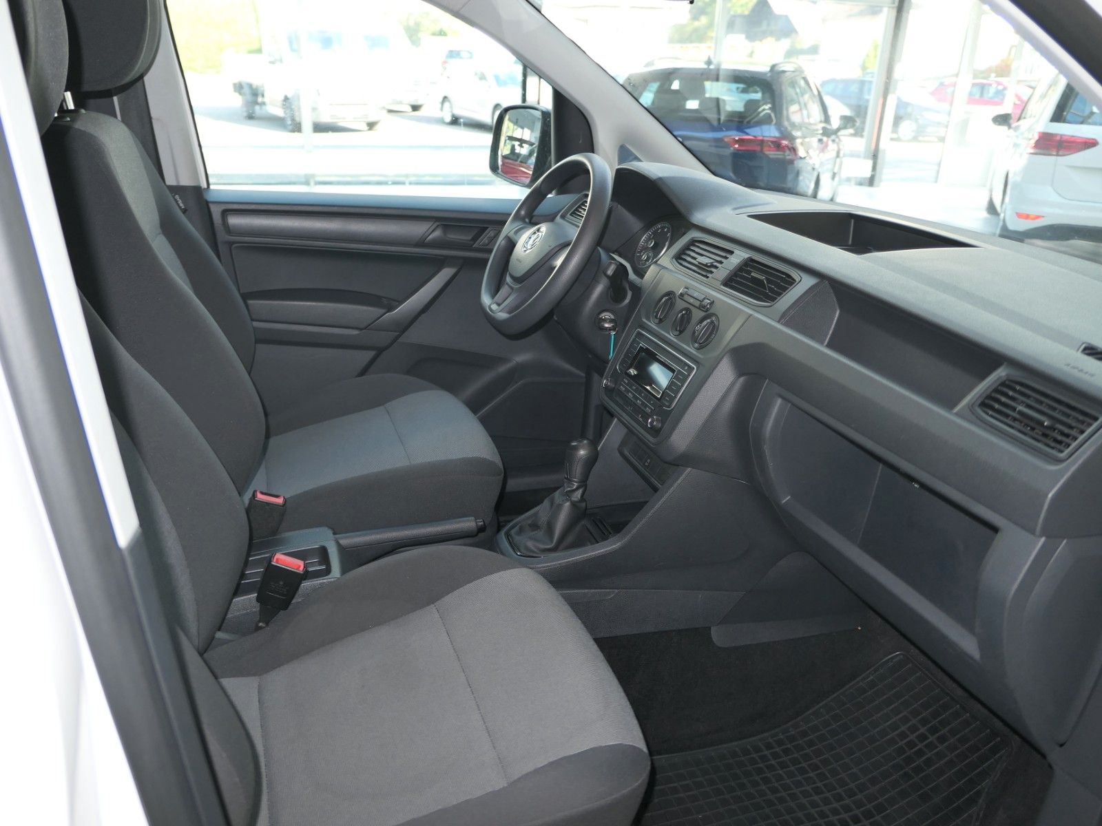 Fahrzeugabbildung Volkswagen Caddy Kasten TSI BMT*SHZ*el.FH*PDC*TOP Zustan
