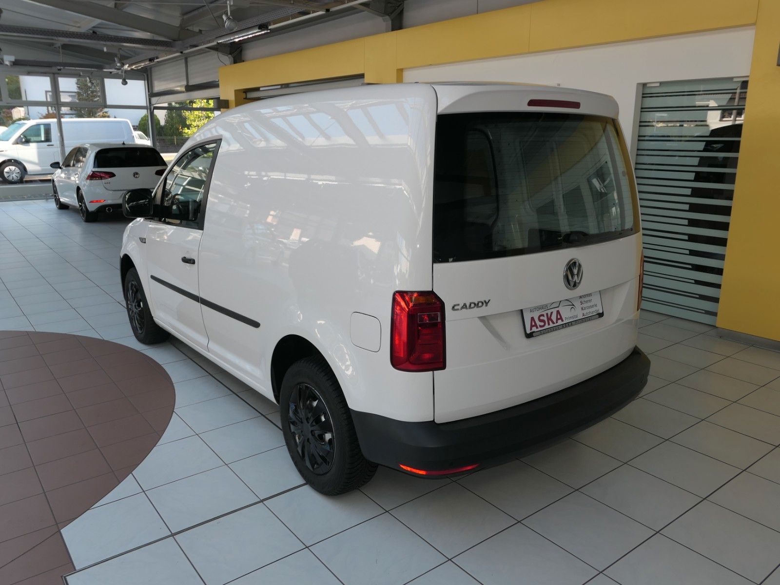 Fahrzeugabbildung Volkswagen Caddy Kasten TSI BMT*SHZ*el.FH*PDC*TOP Zustan