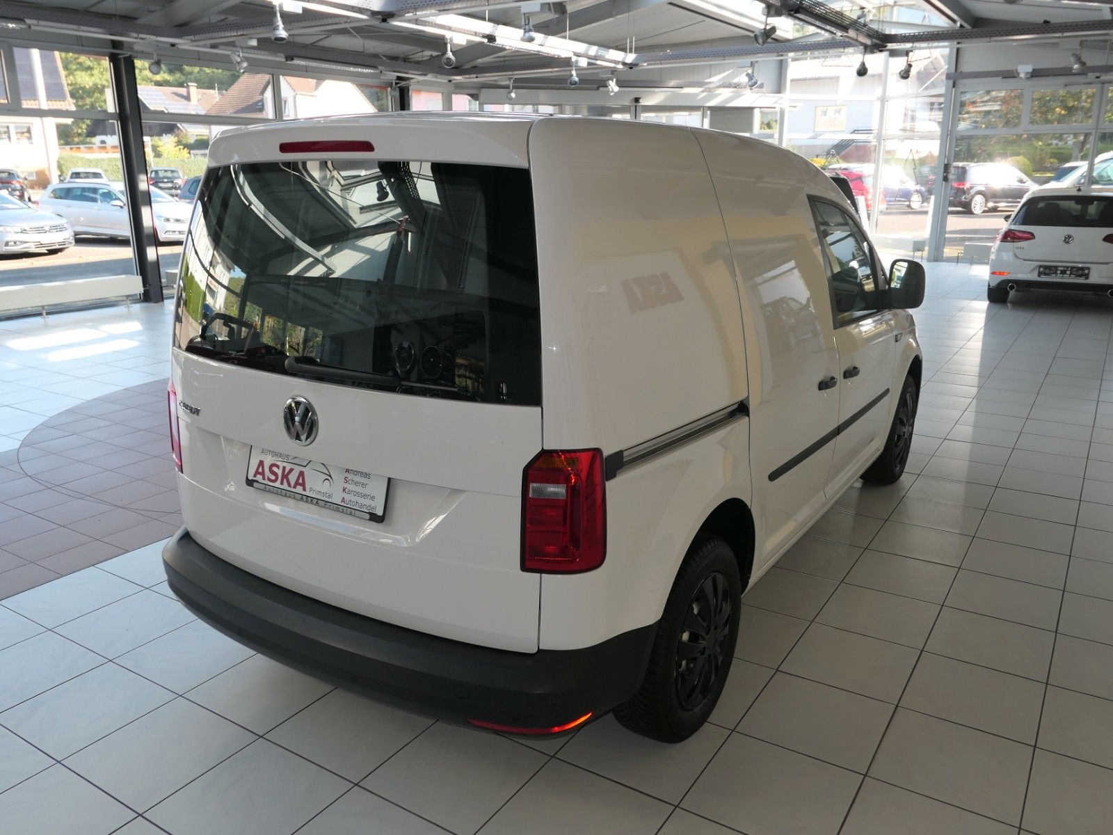 Fahrzeugabbildung Volkswagen Caddy Kasten TSI BMT*SHZ*el.FH*PDC*TOP Zustan