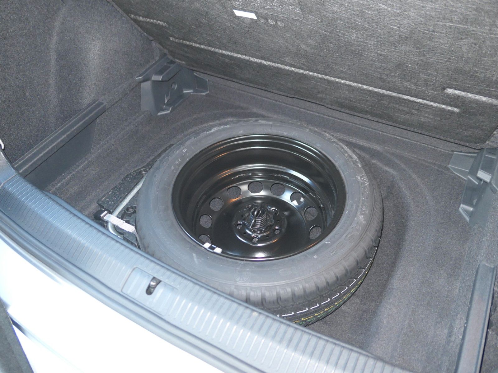 Fahrzeugabbildung Volkswagen Golf Sportsvan VII TSI*NAVI*APPCon*LM*SHZ*HU neu