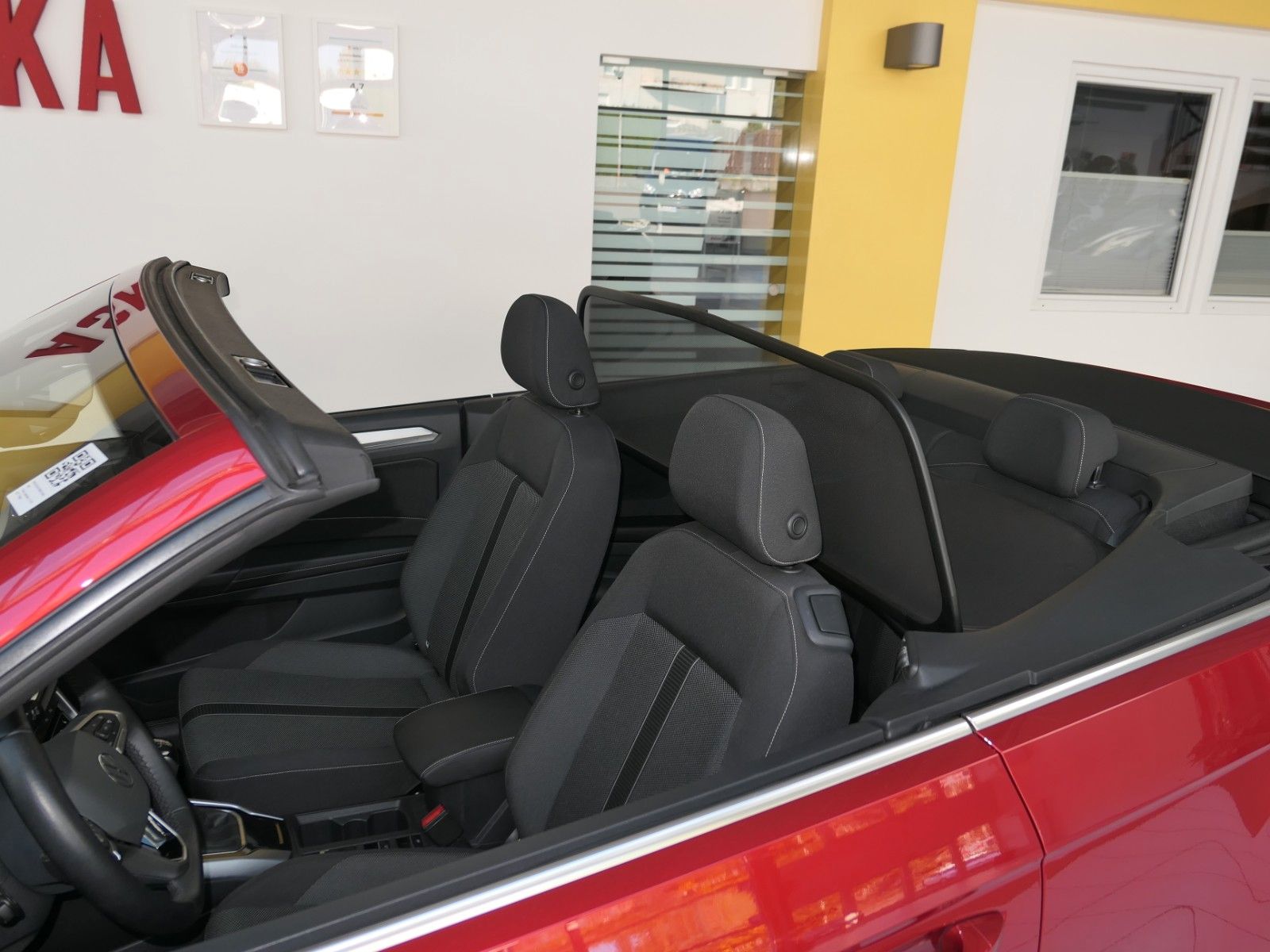 Fahrzeugabbildung Volkswagen T-Roc Cabrio 1.5 TSI*NAVI*LM*RFK*HU neu* TOP