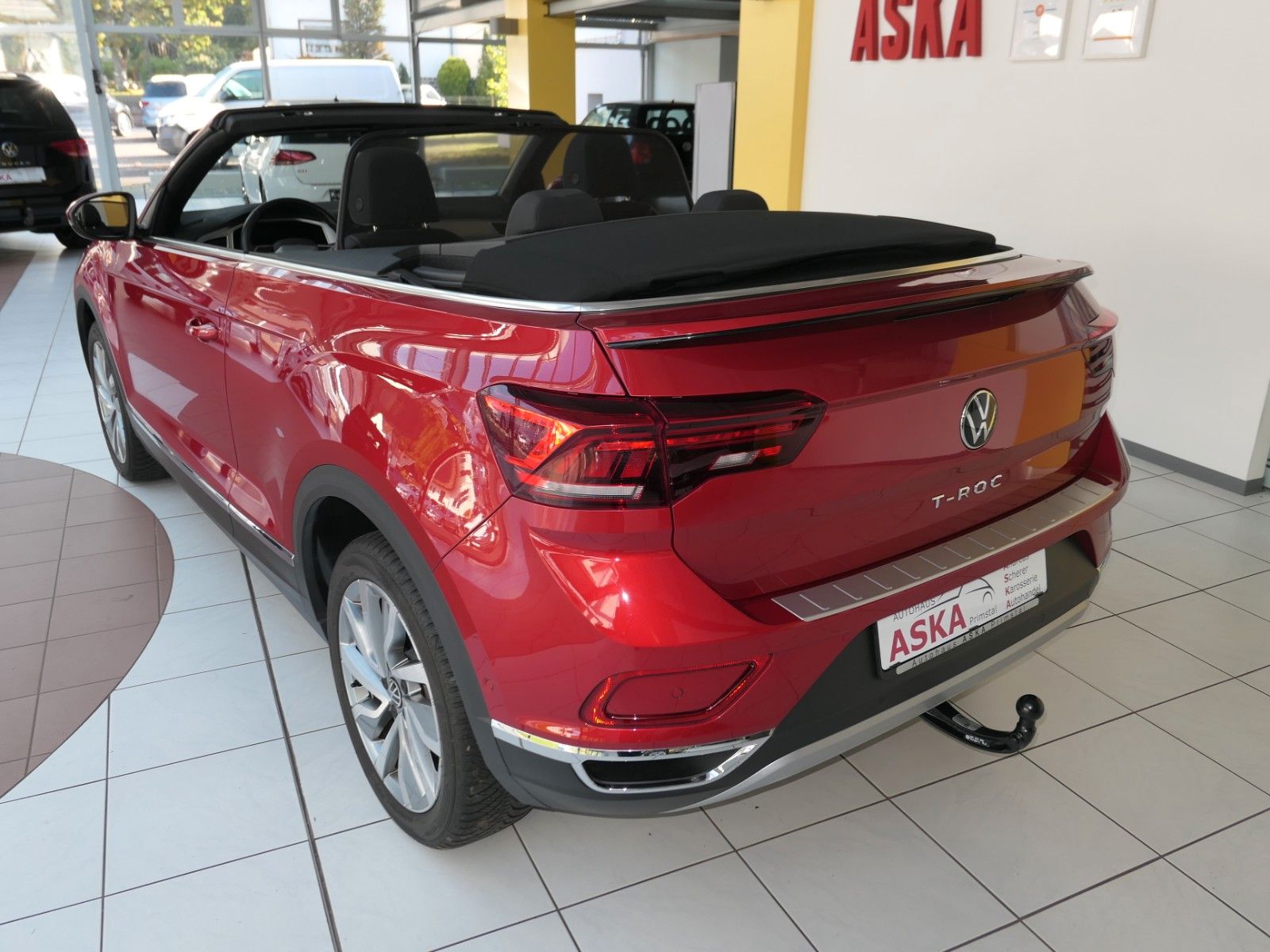 Fahrzeugabbildung Volkswagen T-Roc Cabrio 1.5 TSI*NAVI*LM*RFK*HU neu* TOP
