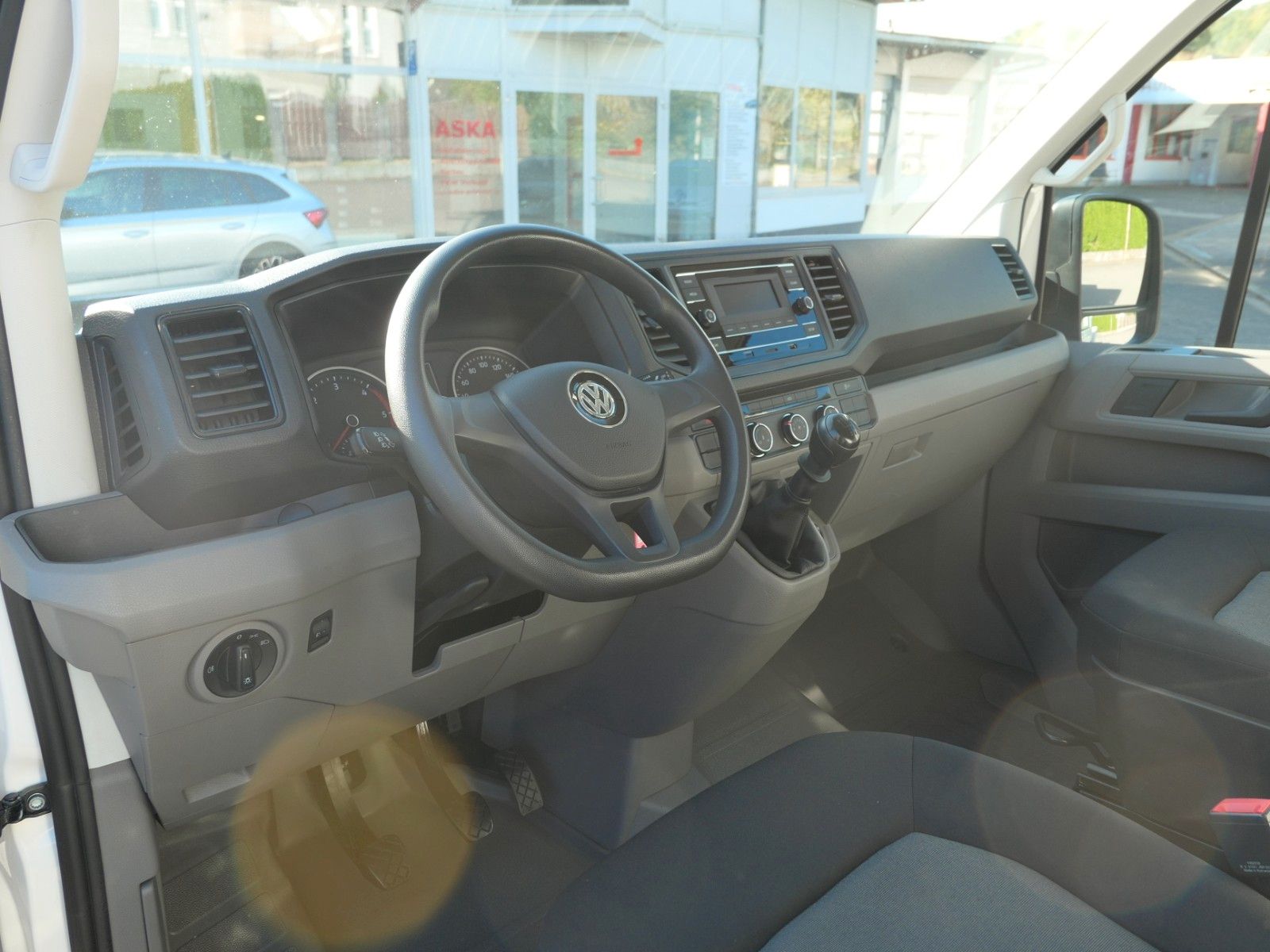 Fahrzeugabbildung Volkswagen Crafter 35 Pritsche 35 mittellang FWD