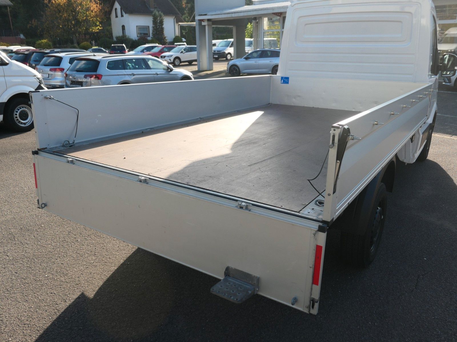 Fahrzeugabbildung Volkswagen Crafter 35 Pritsche 35 mittellang FWD