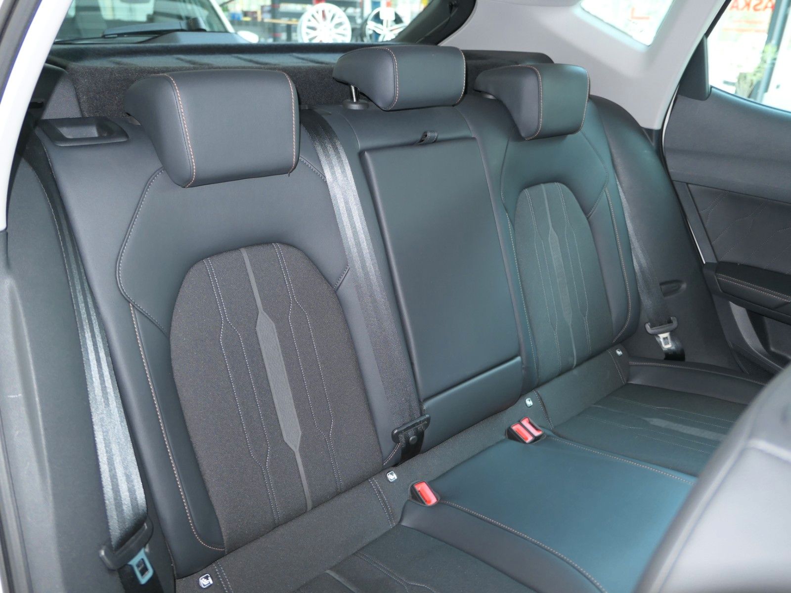 Fahrzeugabbildung CUPRA Formentor 1.5 TSI*DSG*ACC*FullLink*Parklenkass*