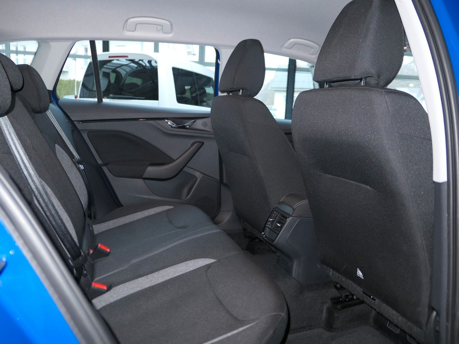 Fahrzeugabbildung SKODA Scala TSI*SmartLink*PDC*SHZ*Bluetooth*Kombi-Lim.