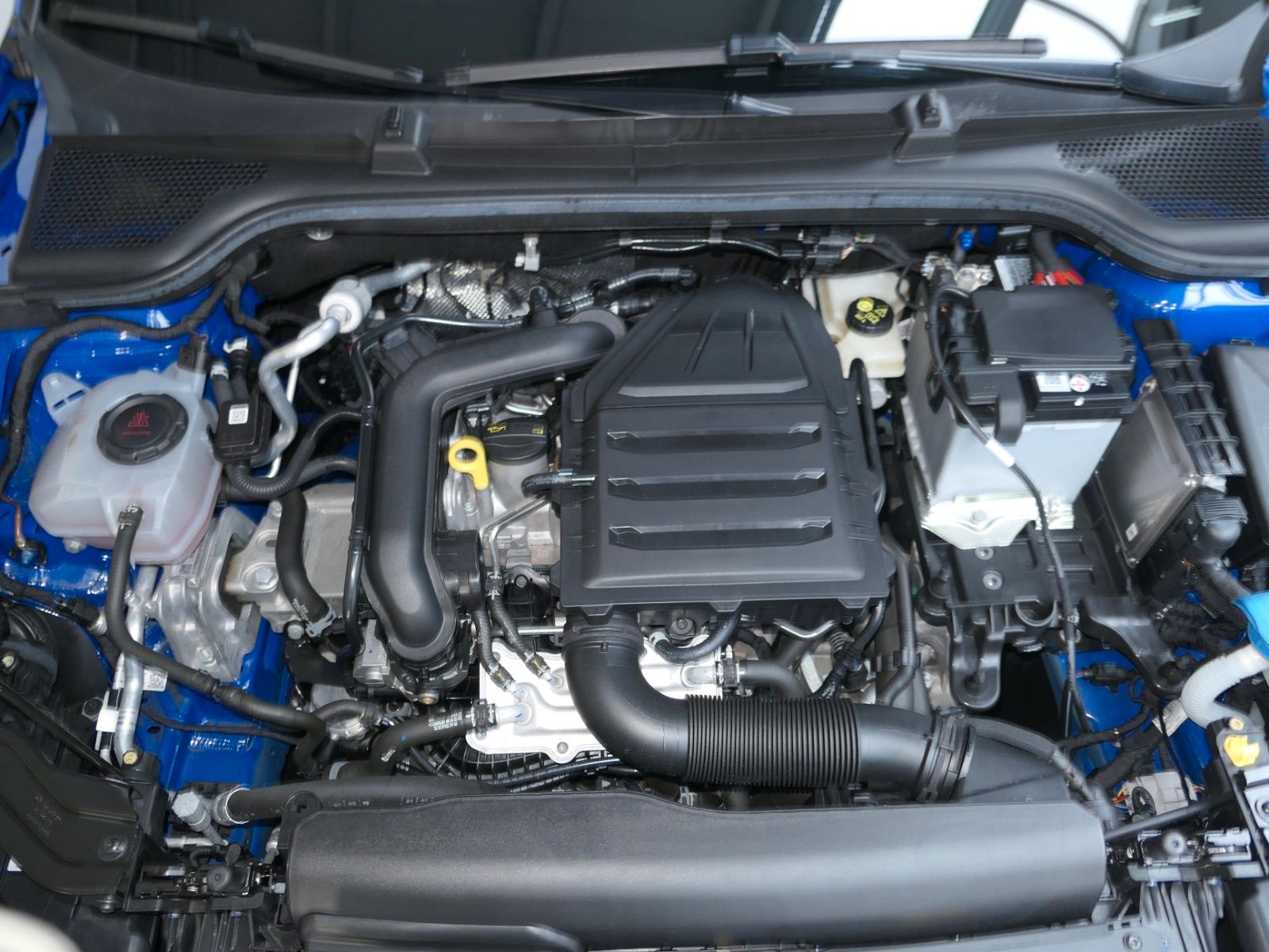 Fahrzeugabbildung SKODA Scala TSI*SmartLink*PDC*SHZ*Bluetooth*Kombi-Lim.