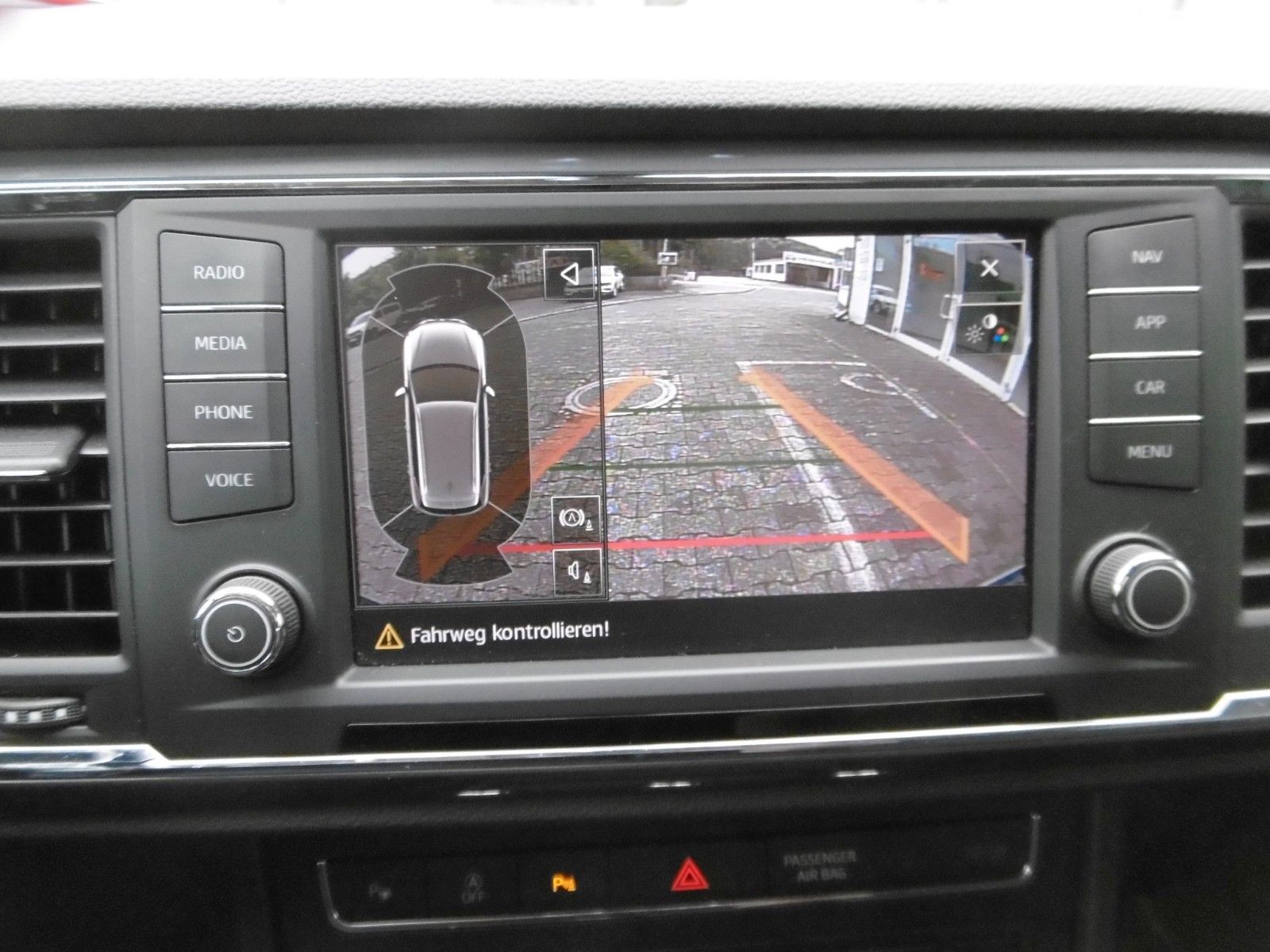 Fahrzeugabbildung SEAT Ateca Style *LM*Navi*Parkassist*Rückfahrkam.