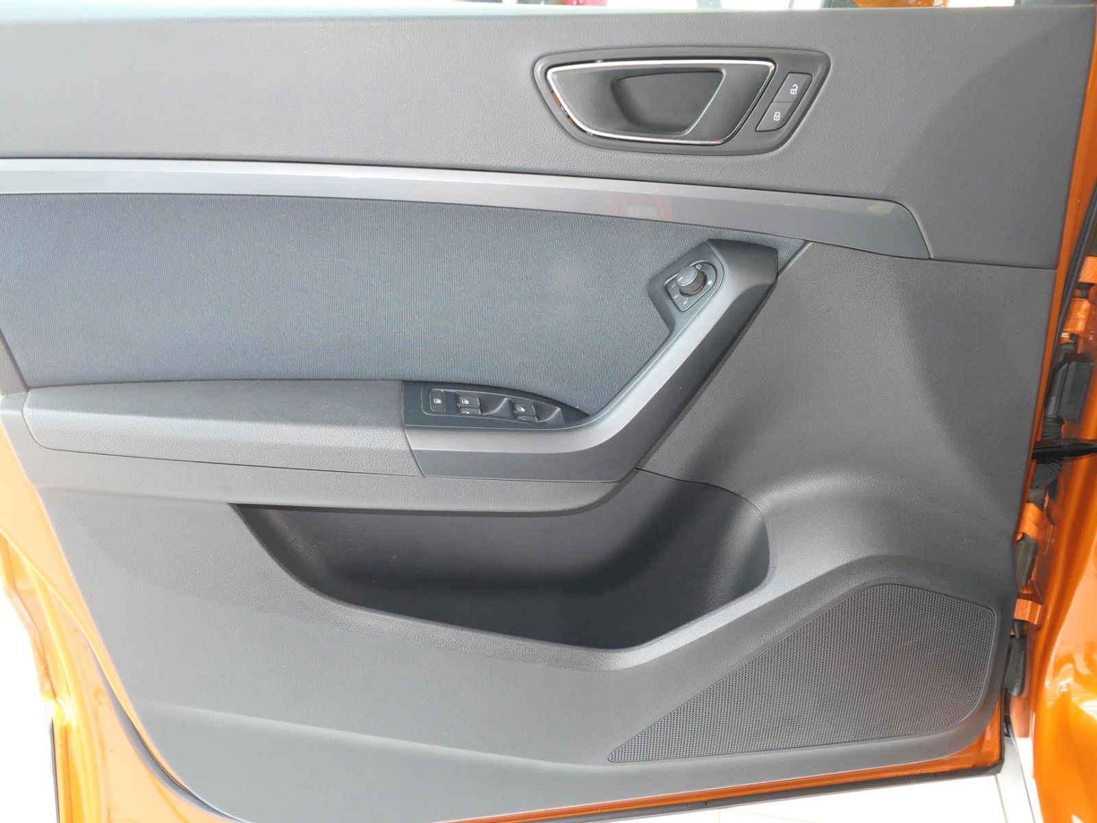 Fahrzeugabbildung SEAT Ateca Style *LM*Navi*Parkassist*Rückfahrkam.