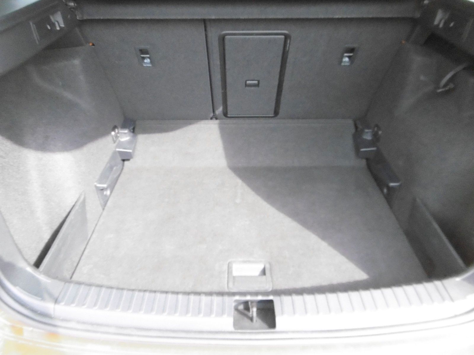 Fahrzeugabbildung SEAT Ateca Style *LM*Navi*Parkassist*Rückfahrkam.