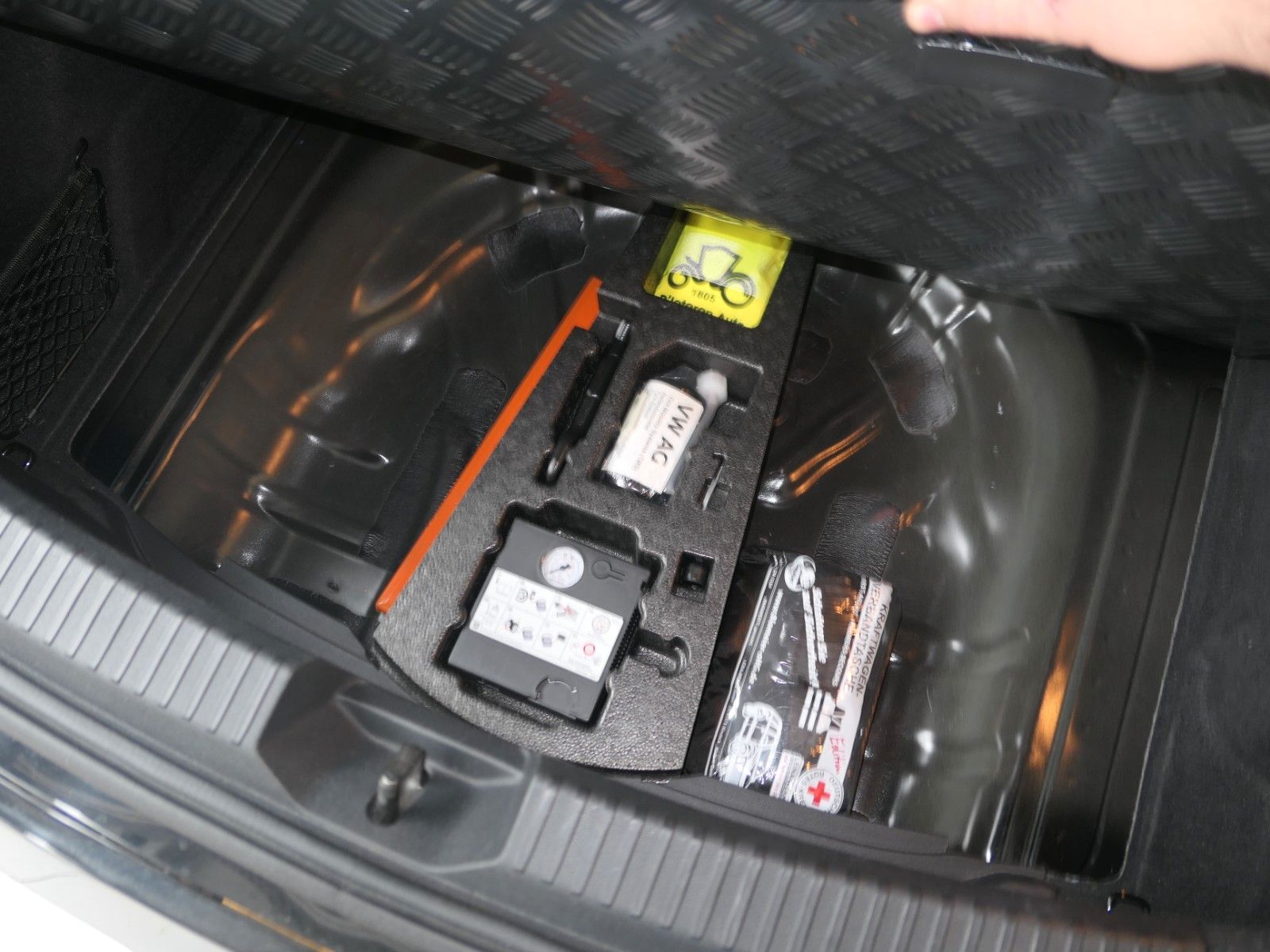 Fahrzeugabbildung SEAT Leon Navi*PDC*LM*DAB*GRA*Sportlenkrad