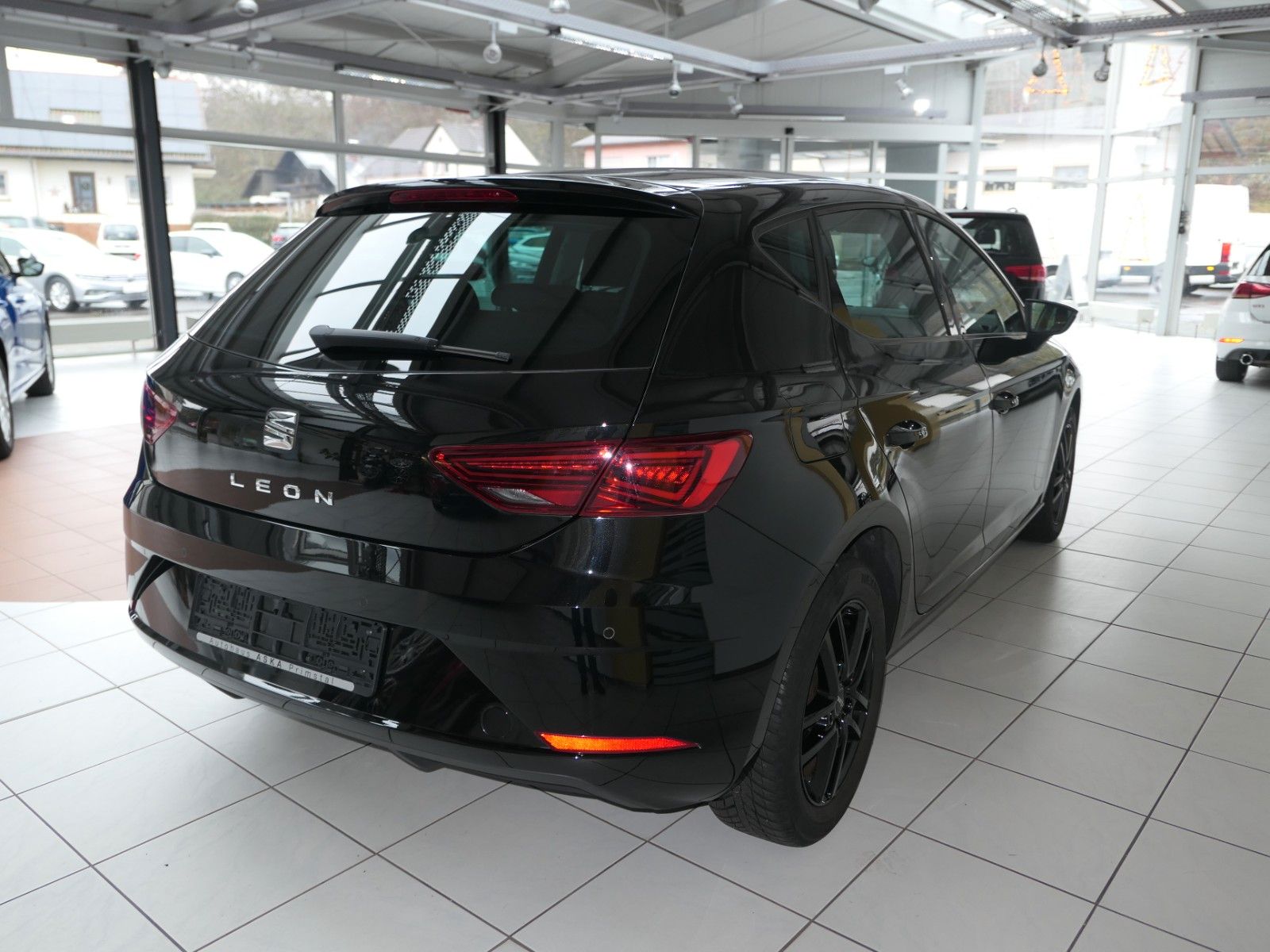 Fahrzeugabbildung SEAT Leon Navi*PDC*LM*DAB*GRA*Sportlenkrad