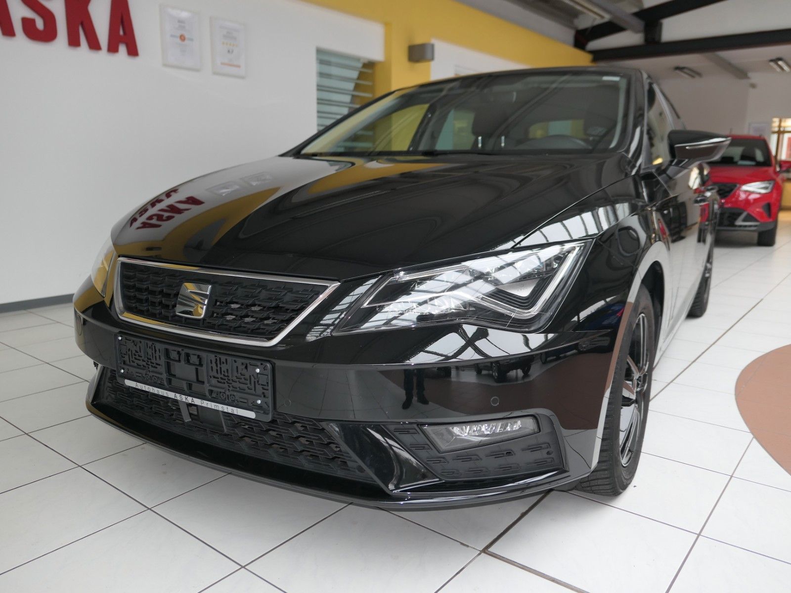 Fahrzeugabbildung SEAT Leon Navi*PDC*LM*DAB*GRA*Sportlenkrad