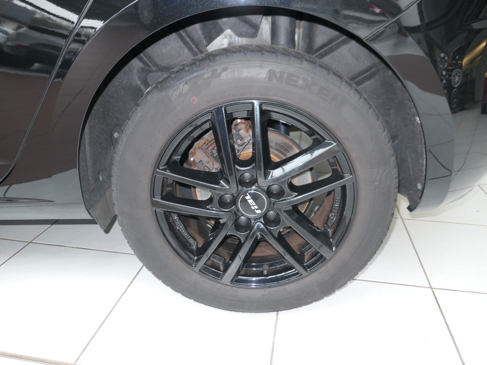 Fahrzeugabbildung SEAT Leon Navi*PDC*LM*DAB*GRA*Sportlenkrad