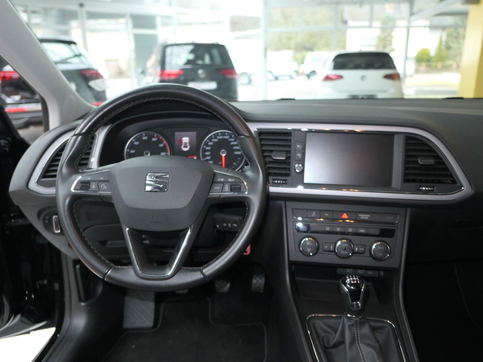 Fahrzeugabbildung SEAT Leon Navi*PDC*LM*DAB*GRA*Sportlenkrad