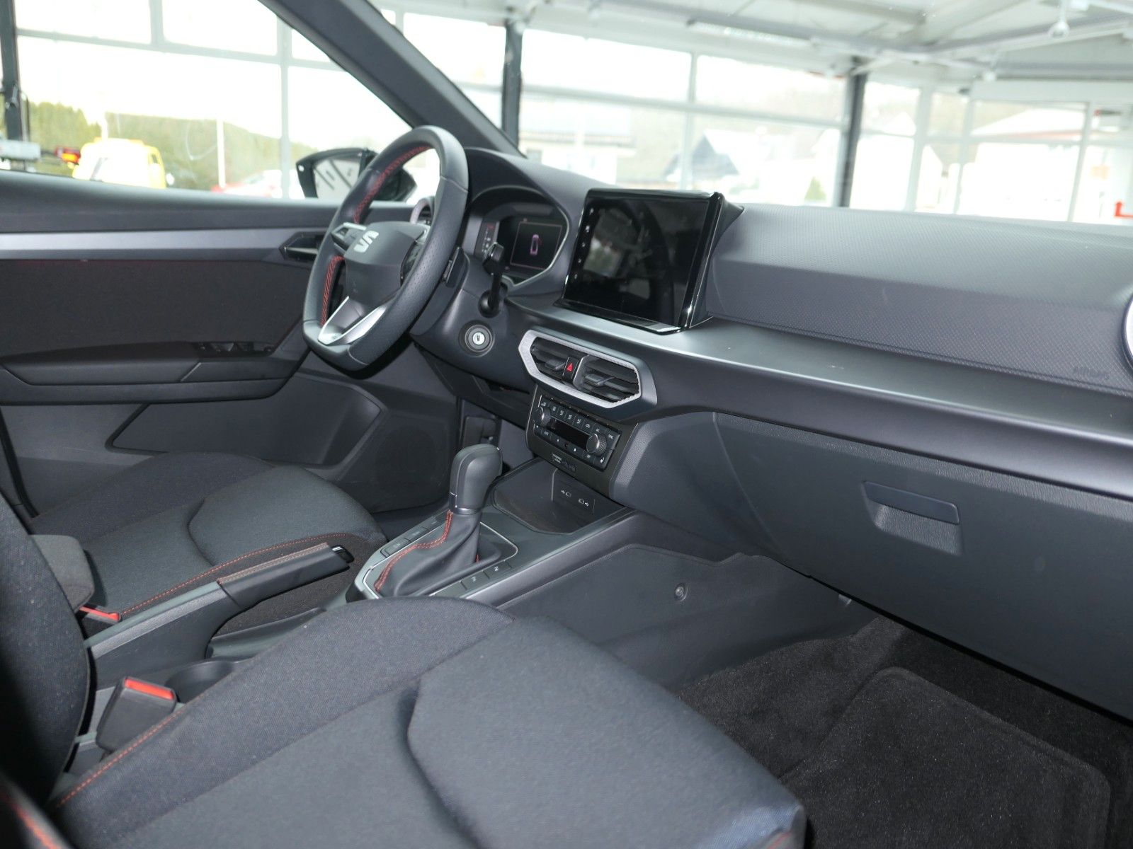 Fahrzeugabbildung SEAT Arona FR Anniversary Edition DSG*Navi* wie neu