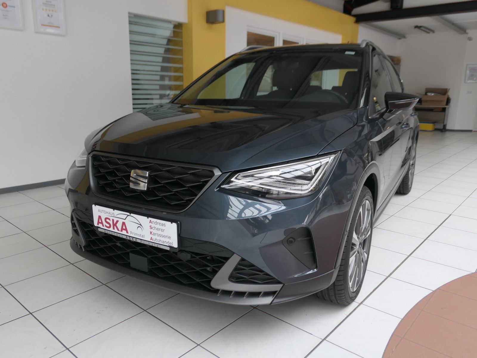 Fahrzeugabbildung SEAT Arona FR Anniversary Edition DSG*Navi* wie neu