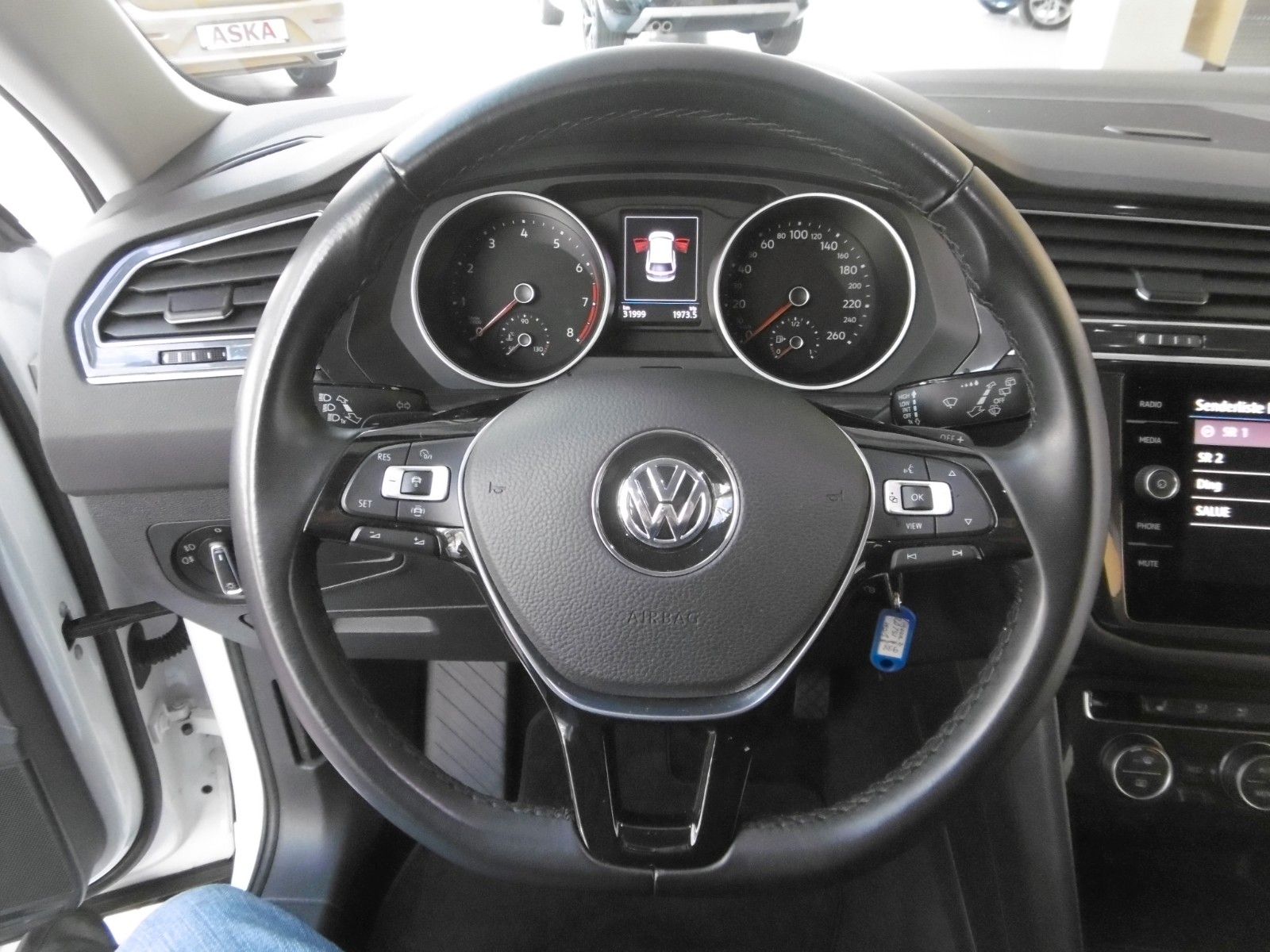 Fahrzeugabbildung Volkswagen Tiguan Highline 2.0 TSI DSG 4Motoin Allrad