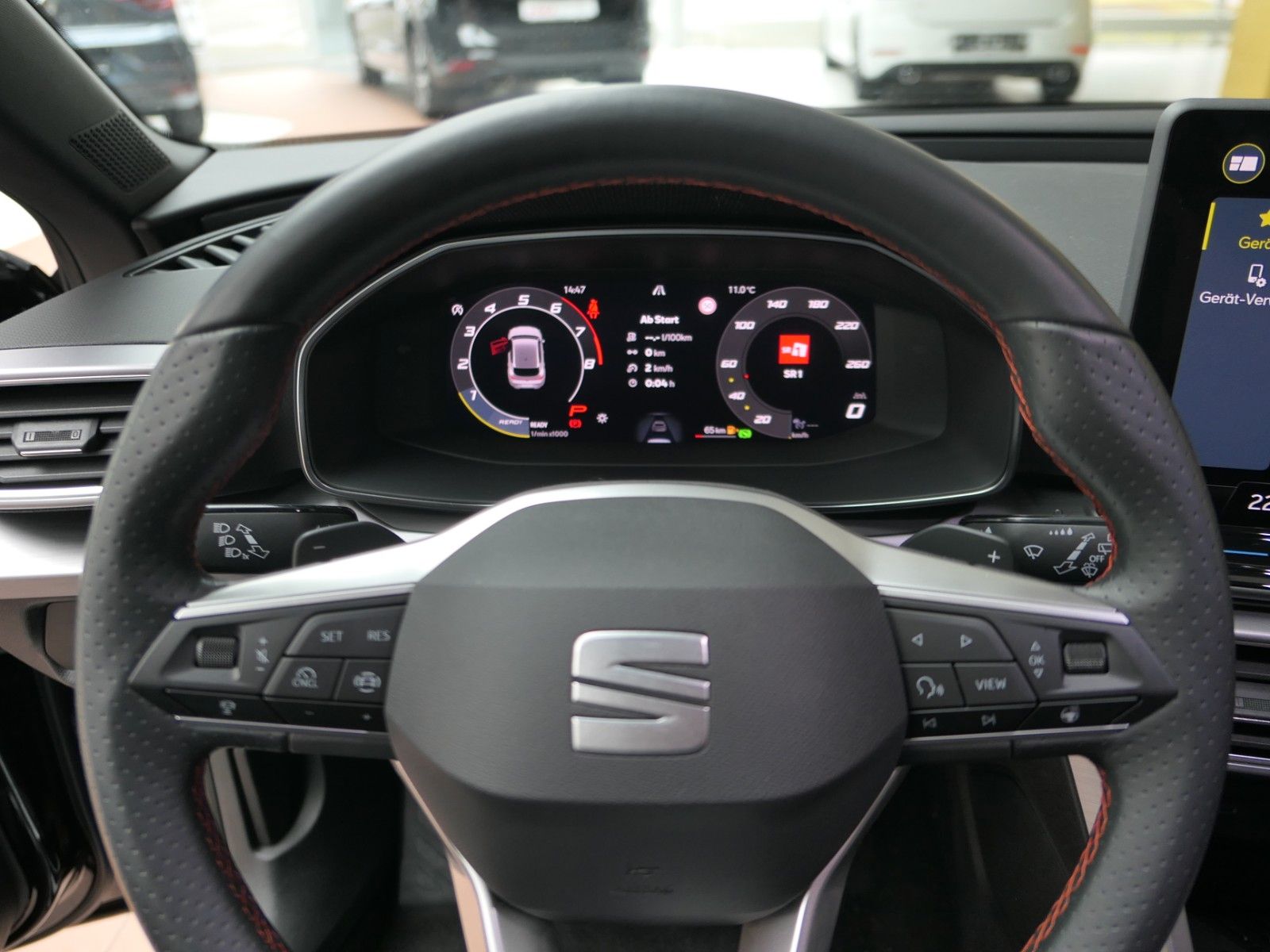 Fahrzeugabbildung SEAT Leon FR 1.5 eTSI*LM*DSG*ACC*RFK*NAVI*FullLink*