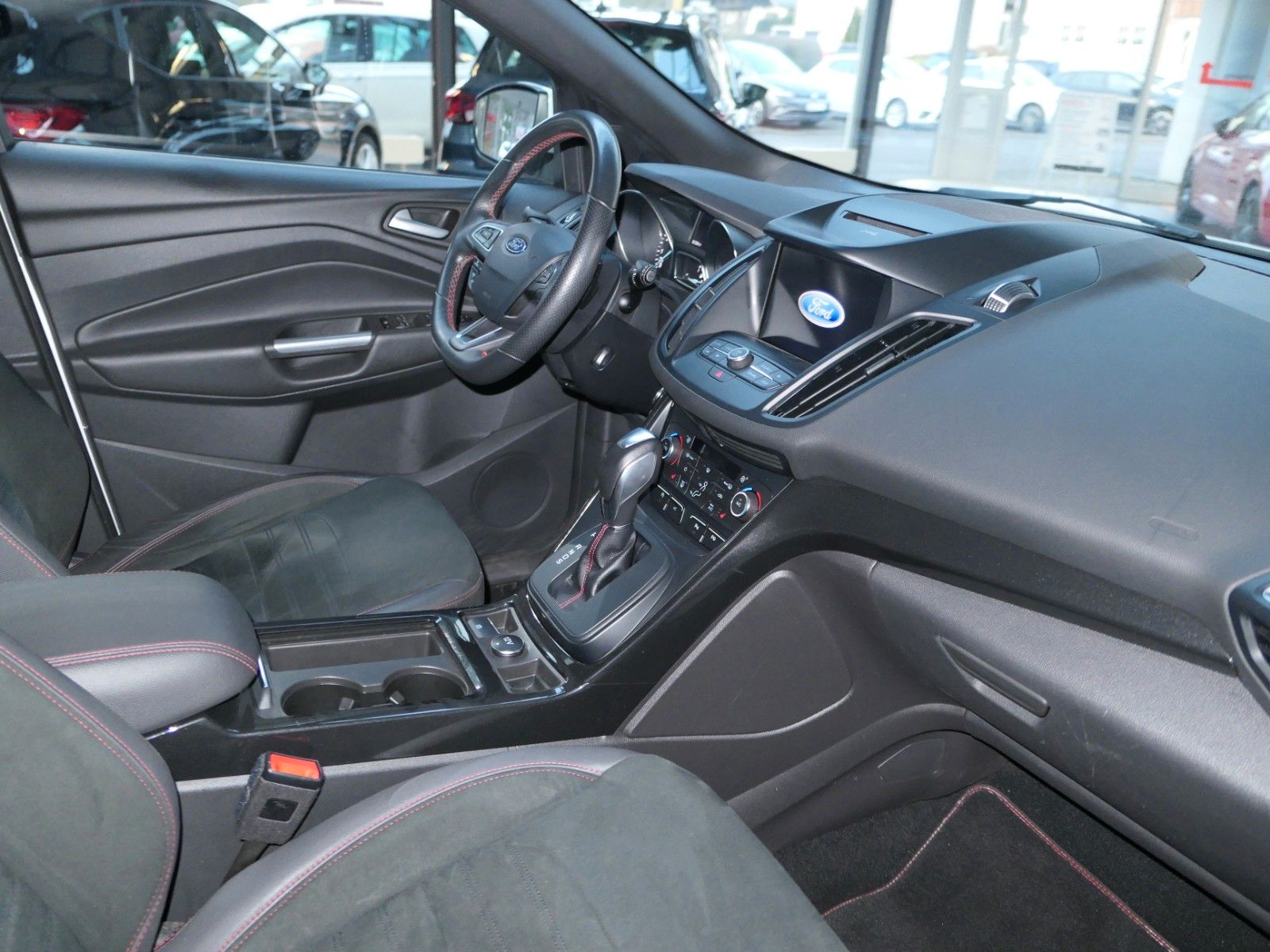 Fahrzeugabbildung Ford Kuga ST-Line*4x4*Autom.*LM*NAVI*AHK*RFK*el Heckk