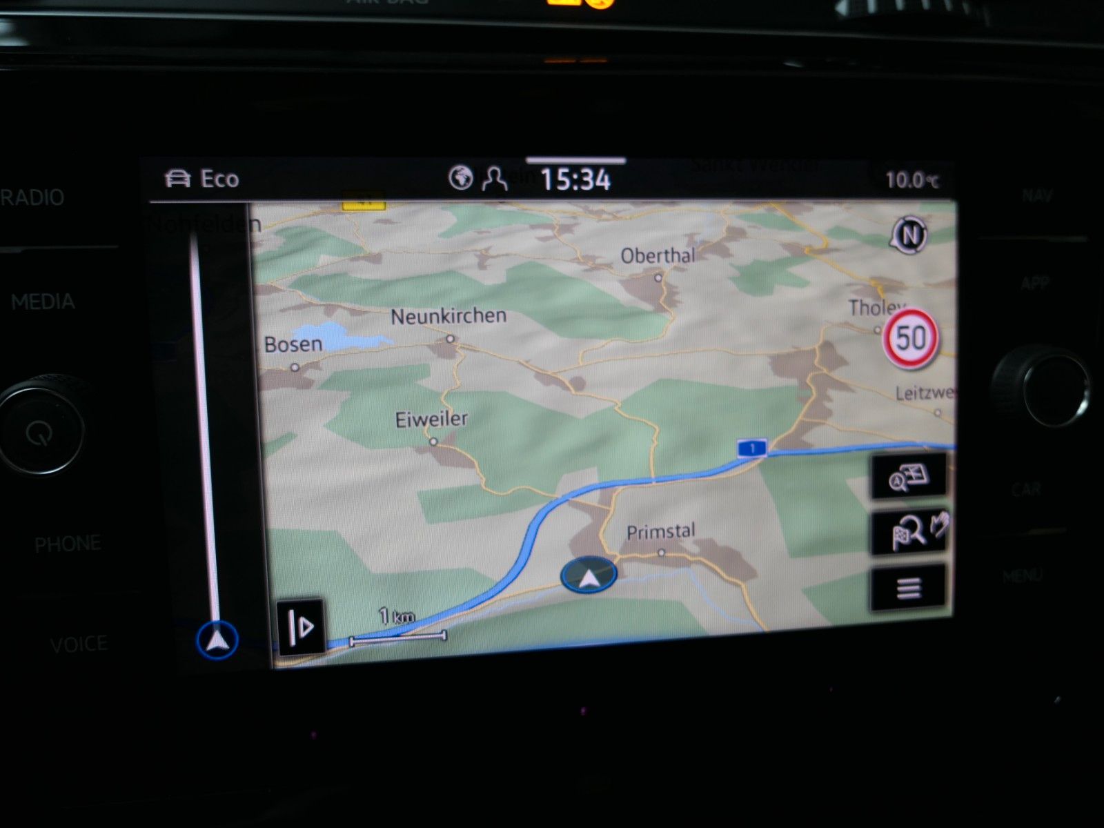 Fahrzeugabbildung Volkswagen Touran Highline*R-Line-Pak*DSG*NAVI*AHK*Panorama