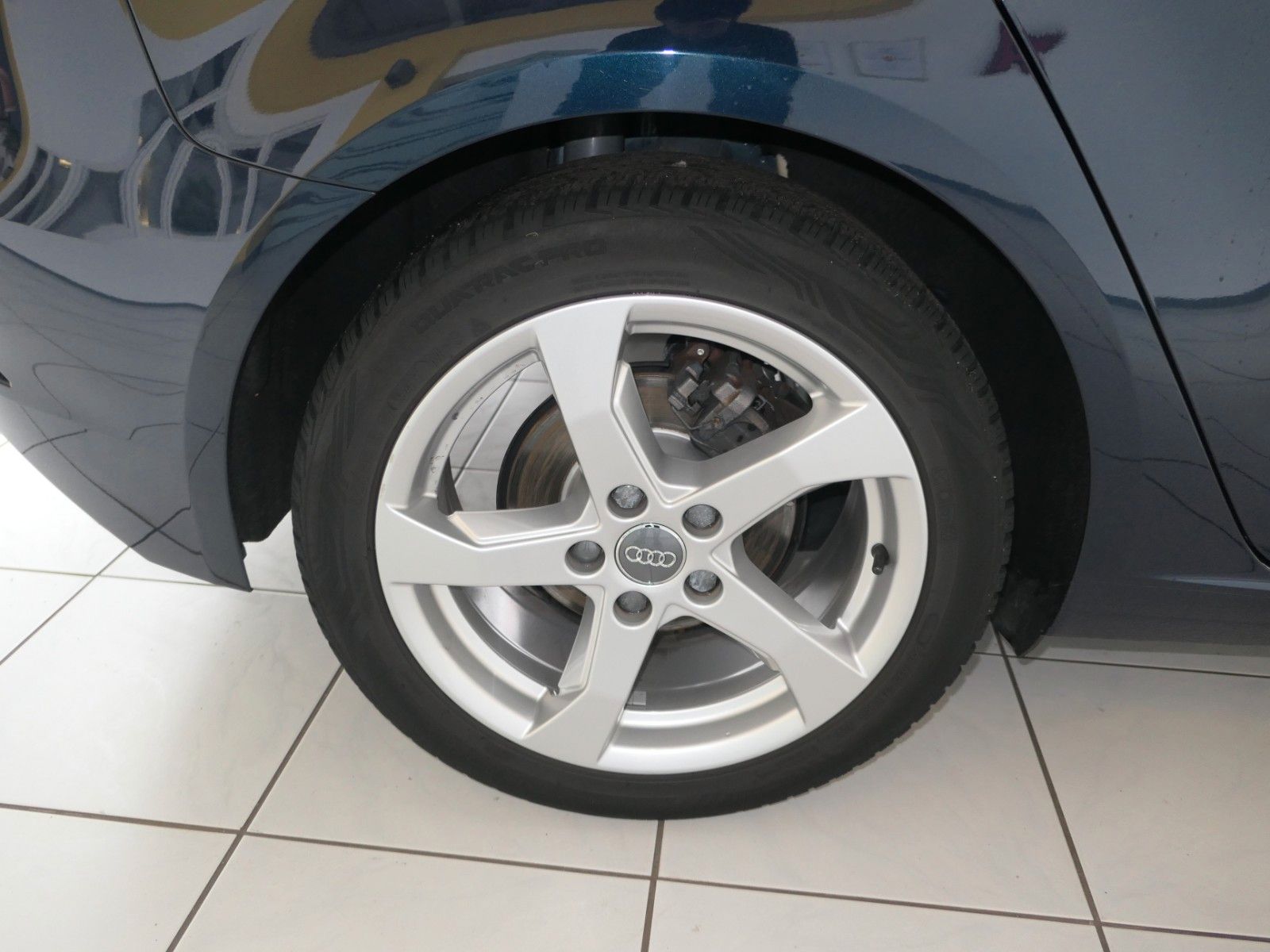 Fahrzeugabbildung Audi A3 Sportback TFSI sport*LM*PDC*NAVI*Xenon*´TOP