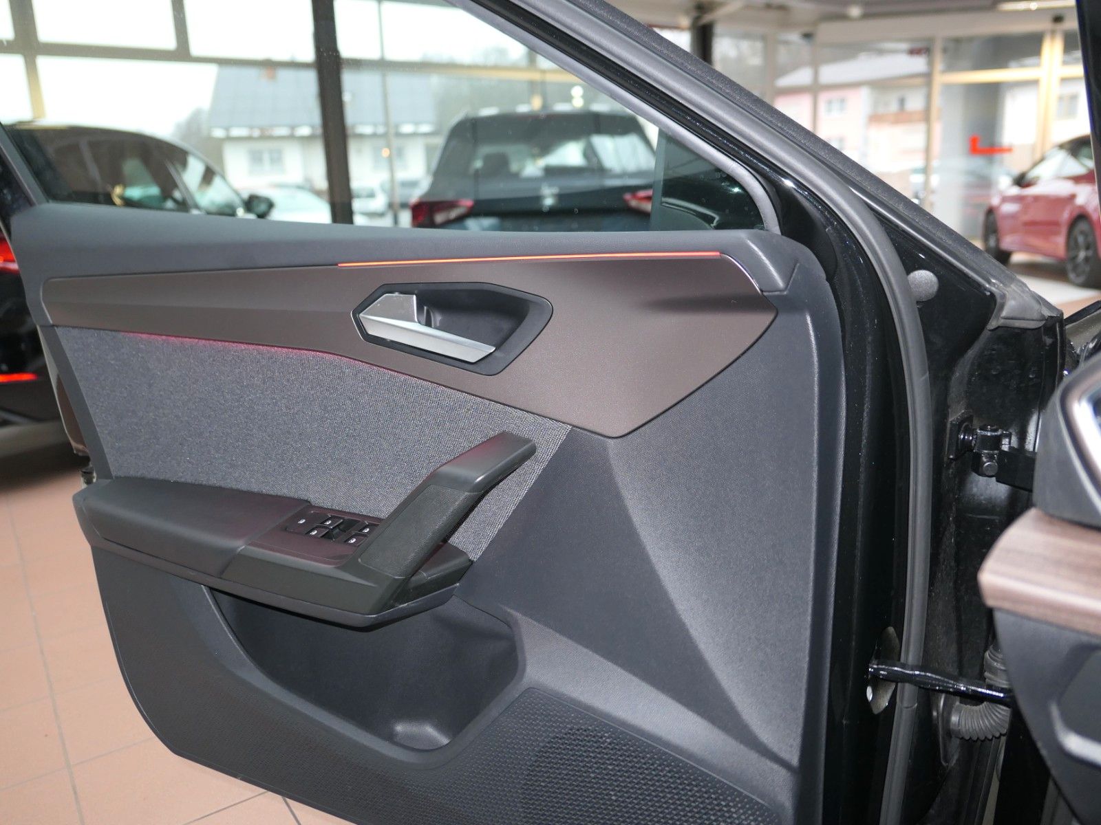 Fahrzeugabbildung SEAT Leon Xcellence*ACC*Navi+Appcon*LED*8fach LM*top