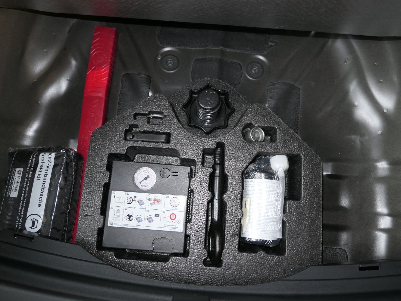 Fahrzeugabbildung SEAT Leon Xcellence*ACC*Navi+Appcon*LED*8fach LM*top