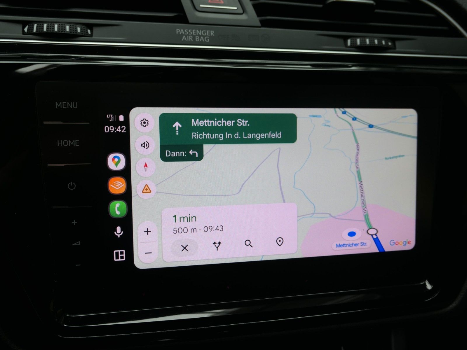 Fahrzeugabbildung Volkswagen Touran AHK*NAVI*ACC*Alarm*St-heiz*Autom*Pano-dac