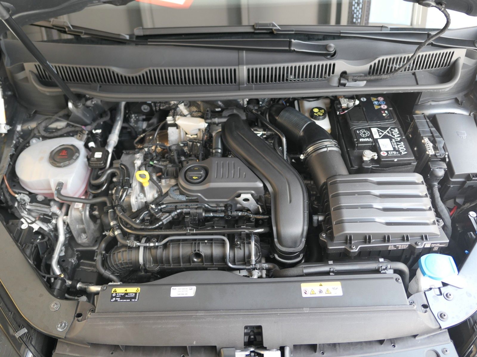 Fahrzeugabbildung Volkswagen Touran 1.5 DSG*LM*NAVI*AHK*ACC*LM*RFK*7Sitze