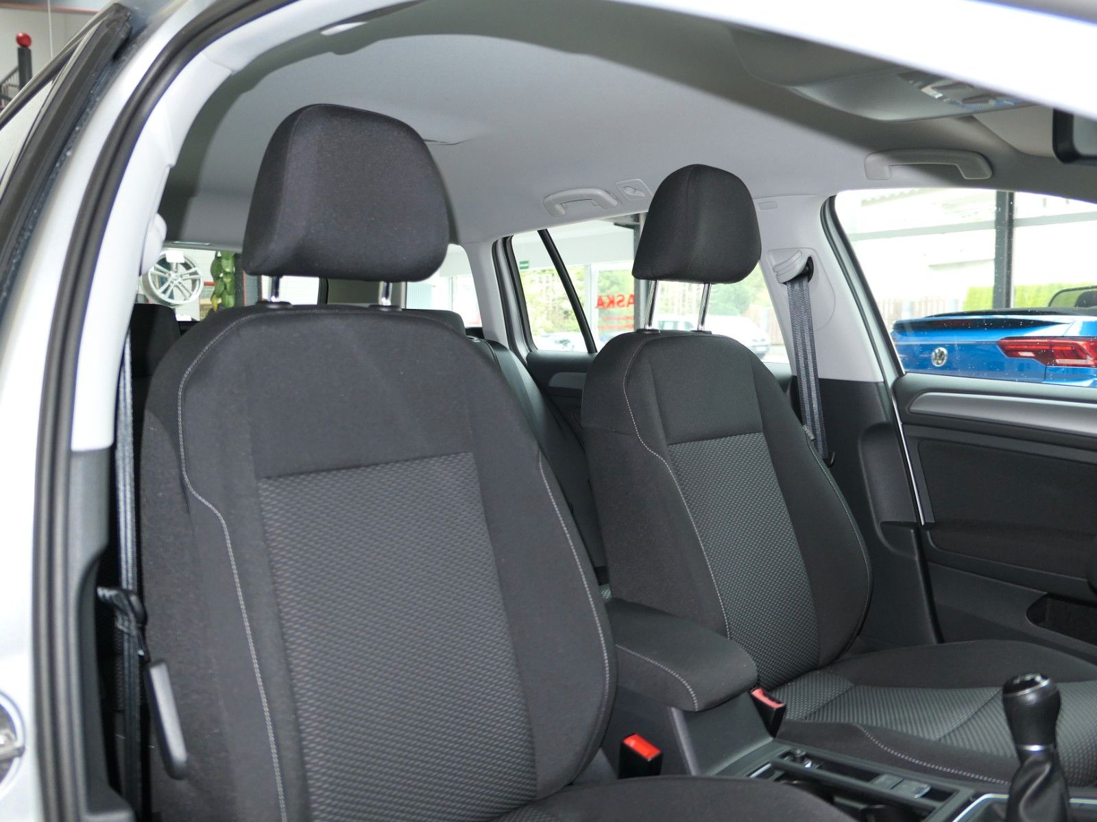 Fahrzeugabbildung Volkswagen Golf VII Variant TSI BMT *NAVI*GRA*Bluetooth